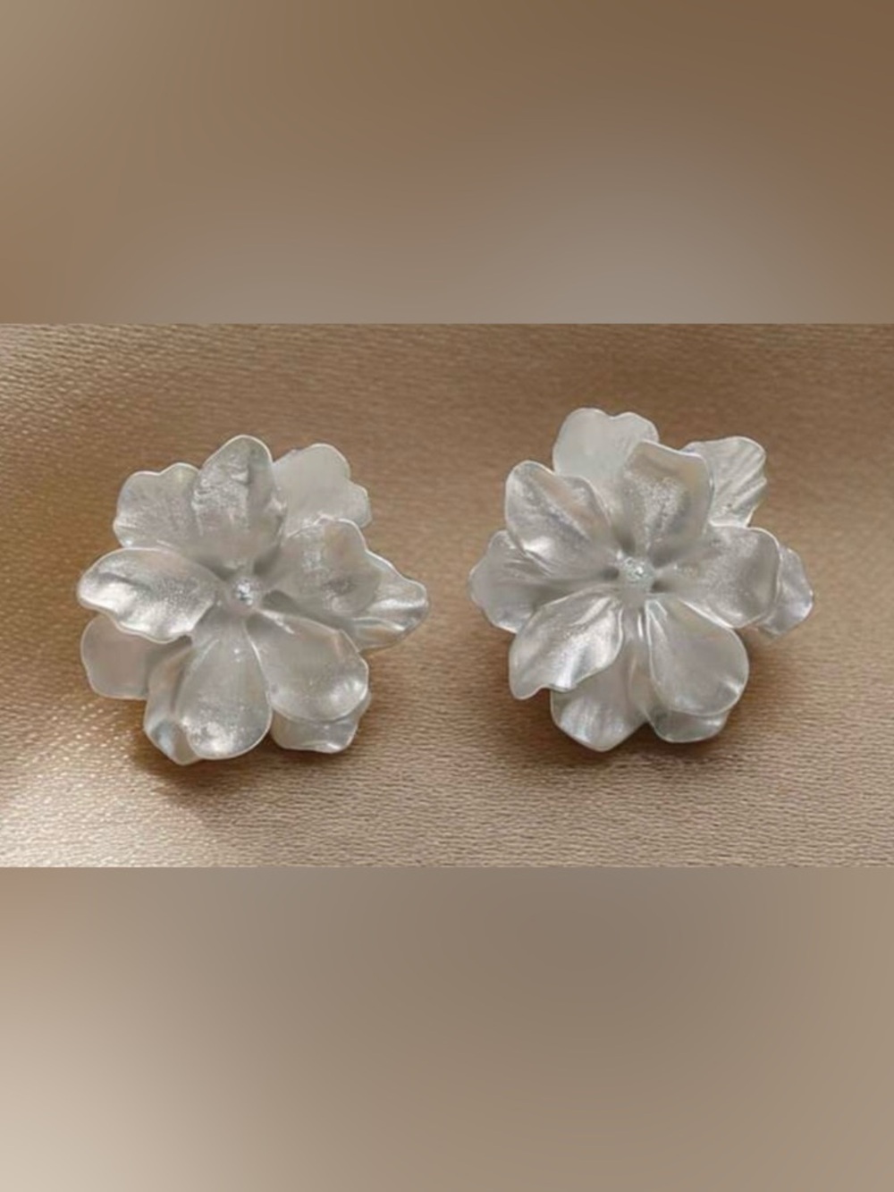 White Floral Stud Earrings